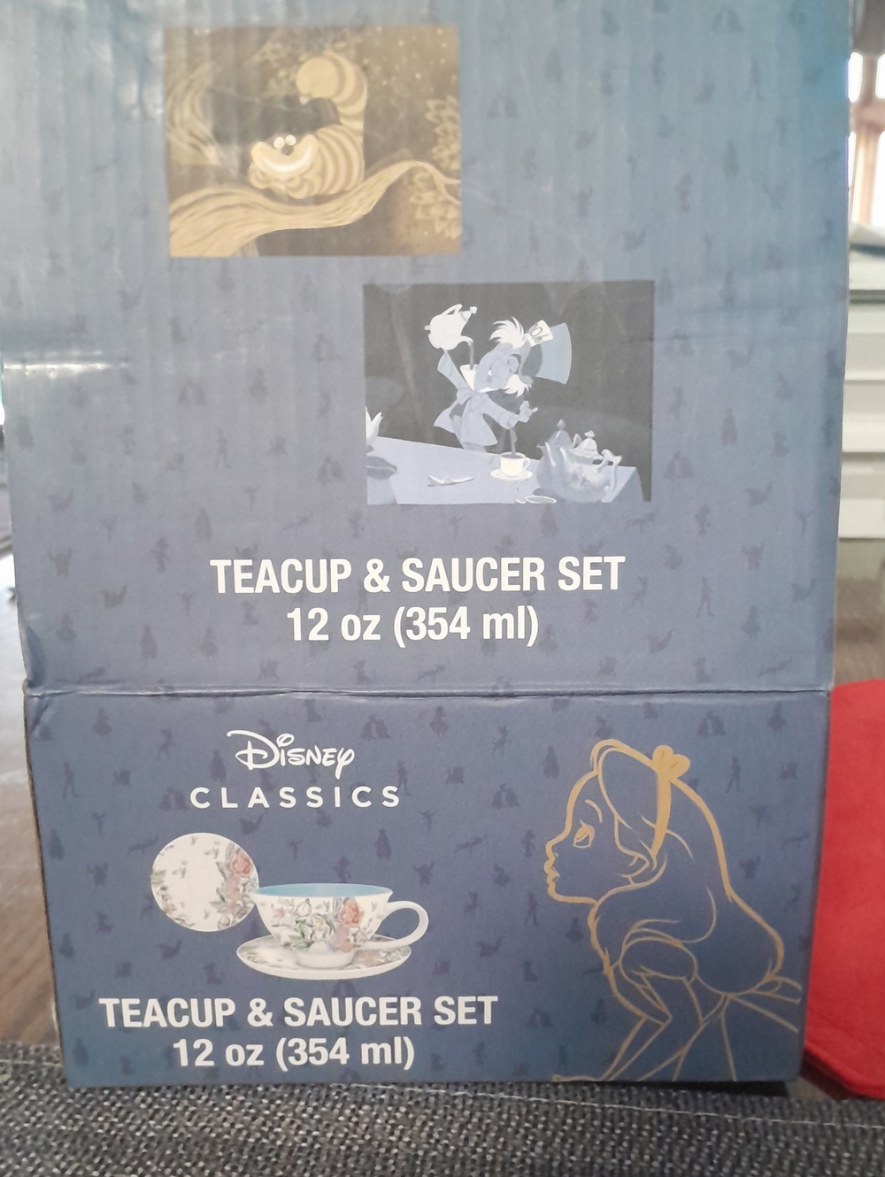 Disney Classics Alice In Wonderland Tescup & Saucer Set